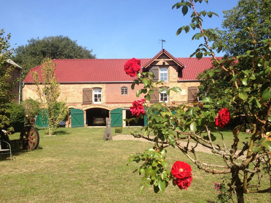 Pension Kunsthof Dahrenstedt Екстер'єр фото
