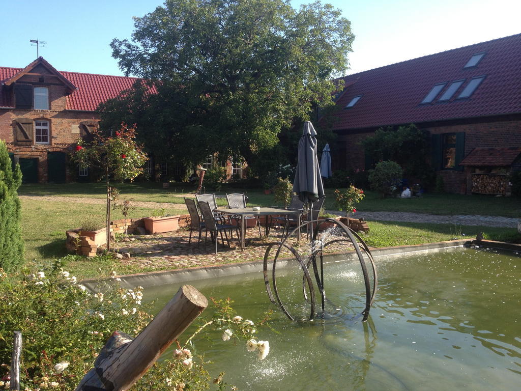 Pension Kunsthof Dahrenstedt Екстер'єр фото